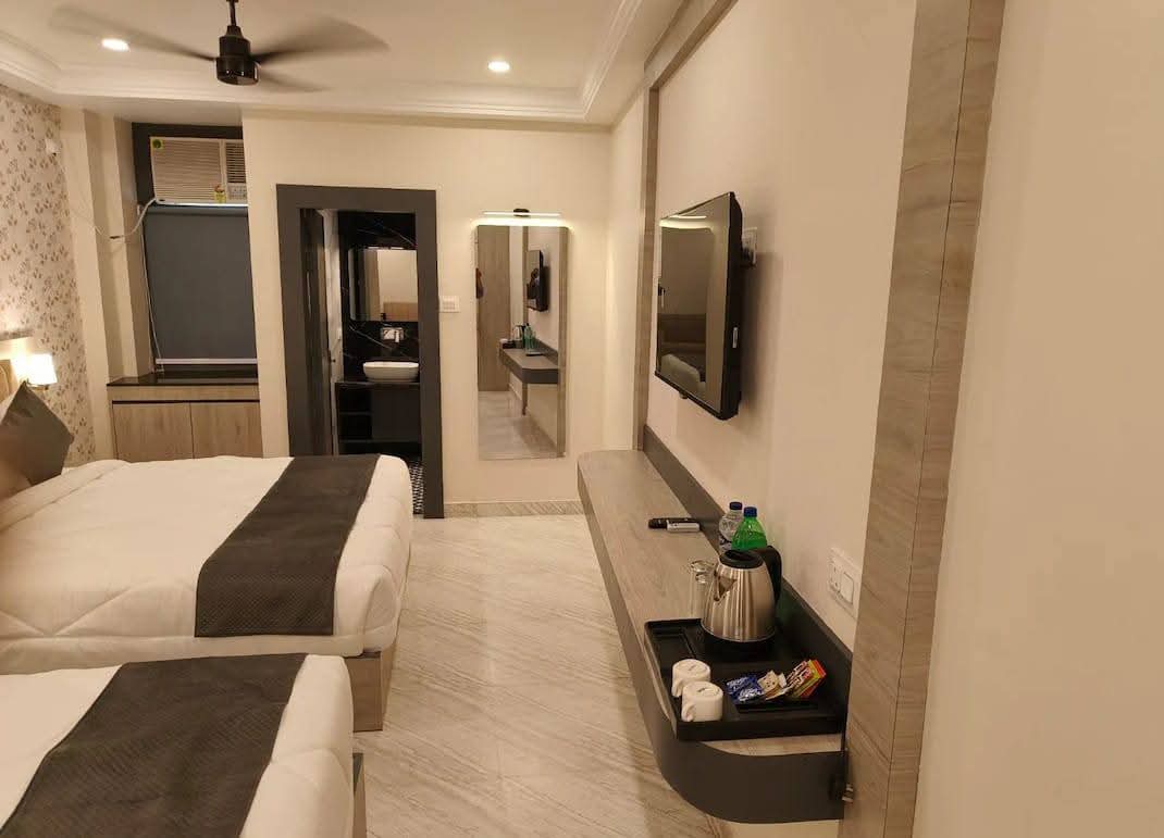 3star Hotel For Lease in Vrindavan view 3
