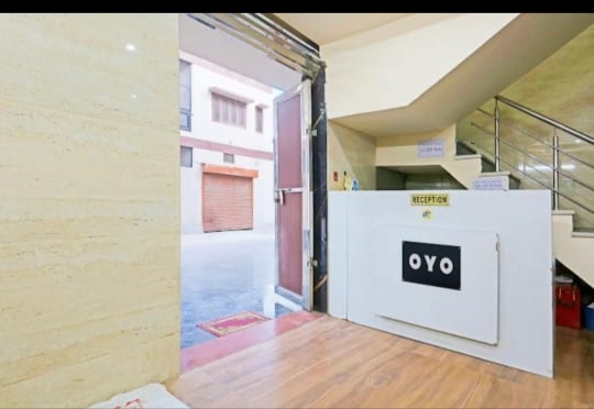 Guest-House For Rent in Vrindavan view 4